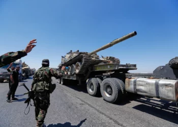 Siria inicia retiro de armas pesadas del sur mientras busca acuerdo con Israel