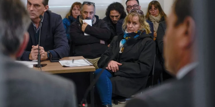 Hija y yerno de nazi acusados en Argentina de ocultar arte robado
