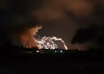 Israel atacó instalaciones militares sirias en Homs, Latakia y Palmira