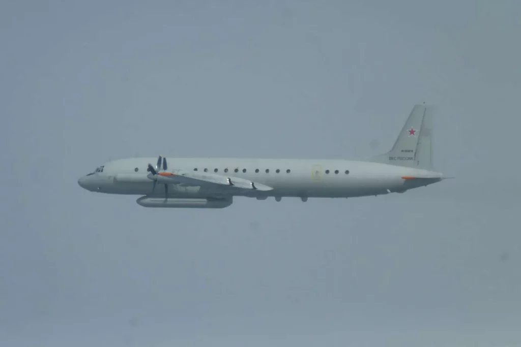 Eurofighter de Alemania interceptan un IL-20M ruso en el Báltico