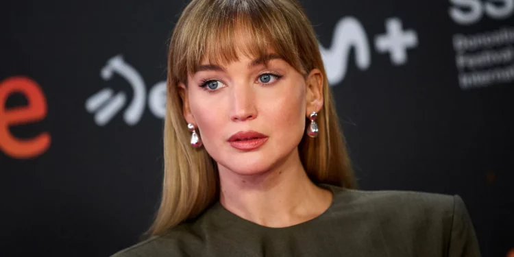 Jennifer Lawrence acusa a Israel de cometer genocidio en Gaza