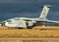 El primer Kawasaki C-2 llega al Reino Unido para su despliegue con Atlantic Eagles