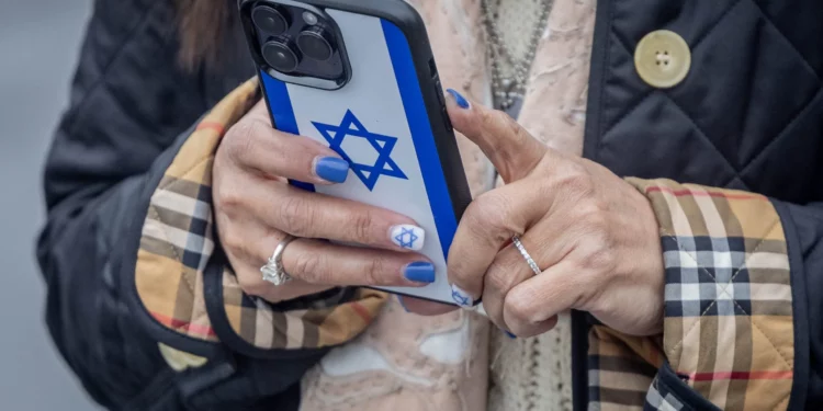 Israelíes reciben llamadas con propuestas de espiar para Irán