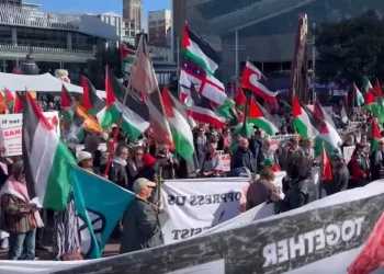 Marcha en Nueva Zelanda reúne a 50.000 que piden la eliminación de Israel