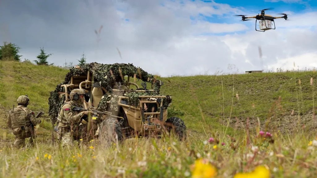 Comandos de los Royal Marines durante las pruebas con el T-150. (Crédito de la imagen: BAE Systems)
