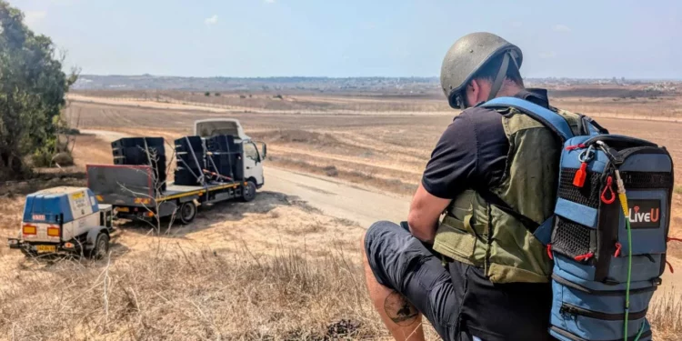 Netanyahu transmite su discurso en vivo a civiles y operativos en Gaza