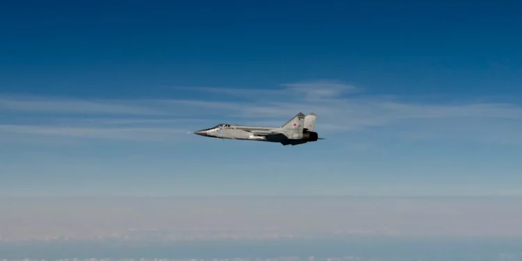 Cazas F-35 de la OTAN interceptan tres MiG-31 rusos sobre Estonia