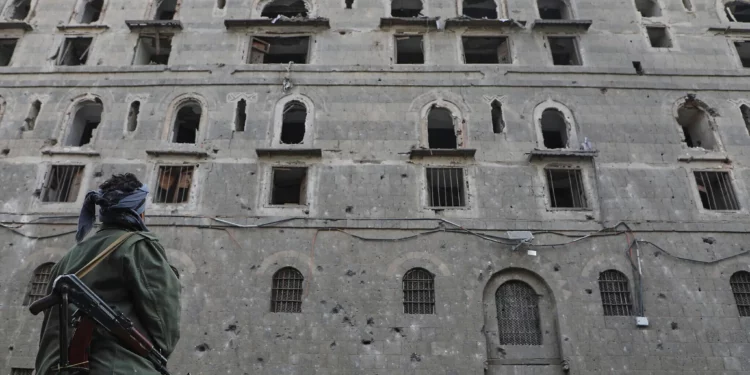 Ataques israelíes dañaron el museo nacional de Yemen