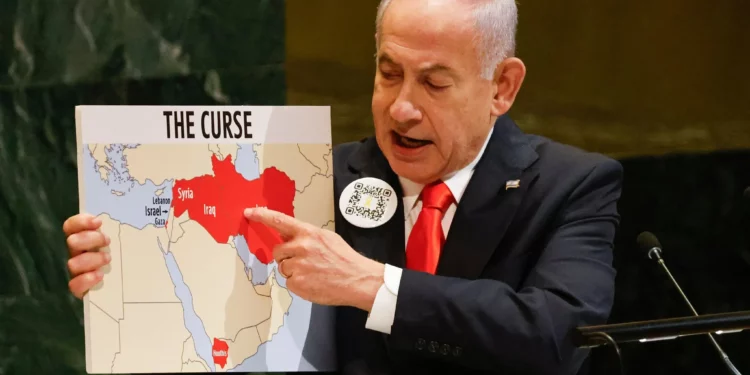 QR en solapa de Netanyahu en la ONU dirige a imágenes del 7 de octubre