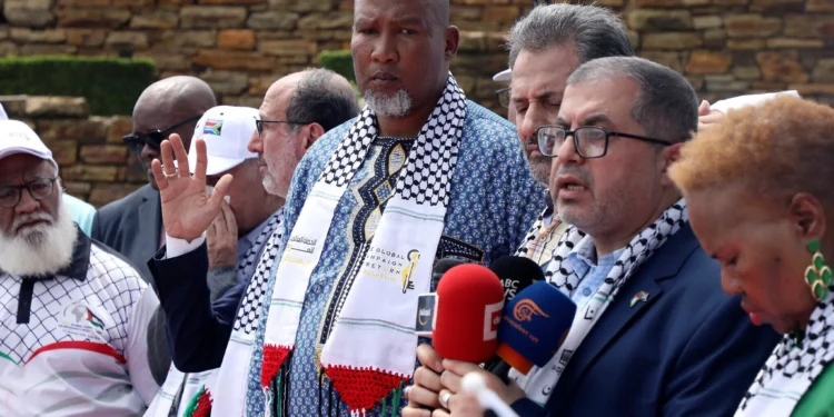 Nieto de Mandela, que apoya a Hamás, se unirá a la flotilla a Gaza