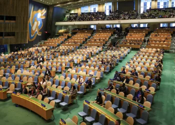 Jamenei se burla de Netanyahu tras abandono masivo en la Asamblea de la ONU