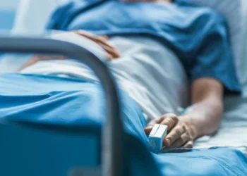 Israelí con ELA muere tras recibir aprobación judicial para limitar soporte vital