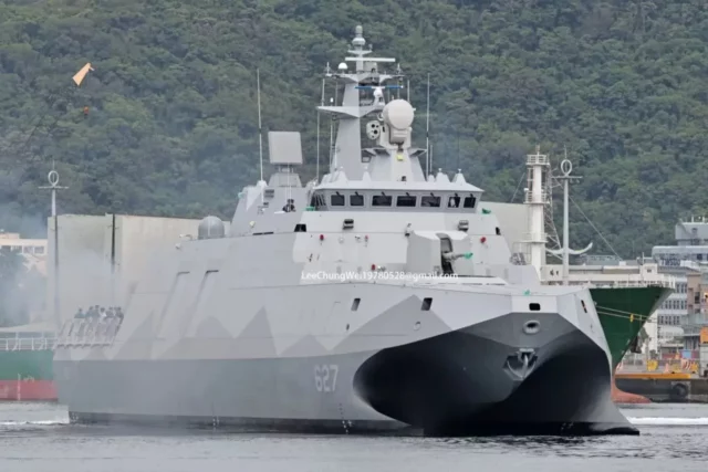 Corbeta taiwanesa ROCS Tan Chiang completa primeras pruebas en el mar