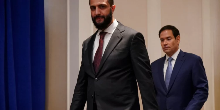 Mientras Israel y Siria negocian un acuerdo de seguridad: Sharaa se resiste a la normalización