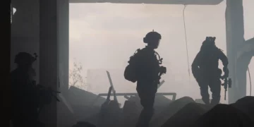 Las FDI atacan 120 objetivos terroristas en la Franja de Gaza
