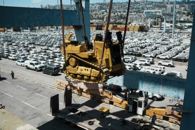 EE. UU. “muy preocupado” por la desinversión de Noruega en Caterpillar por suministrar equipos a Israel
