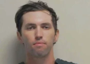 Acusado de asesinar a Charlie Kirk podría enfrentar pena de muerte