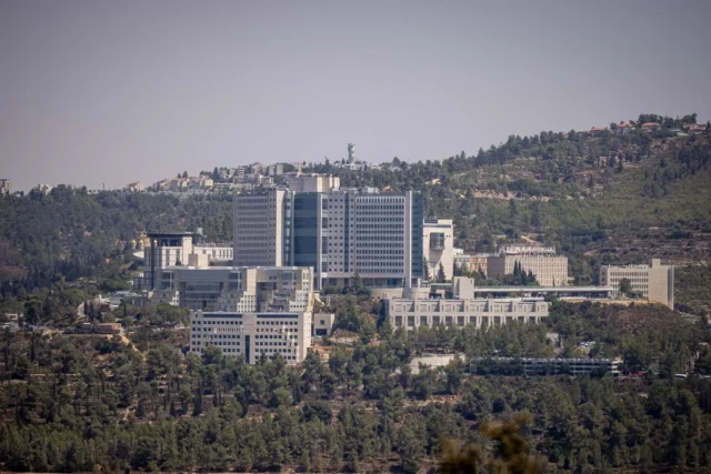 Una niña de un año no vacunada murió por sarampión en Israel