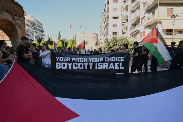La FIFA señala que la UEFA debe resolver la participación de Israel