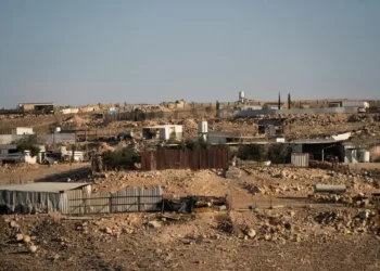 View of an unrecognized Bedouin village in the Néguev desert, southern Israel, November 21, 2024. (Yaniv Nadav/Flash90)