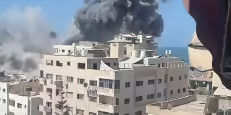 Las FDI destruyen un edificio de Hamás tras advetencia