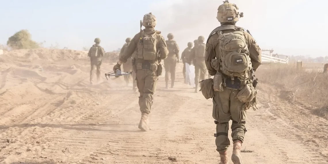 Soldados de las FDI operan en la Franja de Gaza, en una imagen publicada el 22 de septiembre de 2025. (Fuerzas de Defensa de Israel)