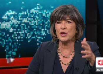 Amanpour de CNN se disculpa por afirmar Hamás trató mejor a rehenes que a gazatíes