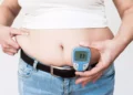 Diabetes tipo 2 eleva 50 % riesgo de esquizofrenia de inicio tardío