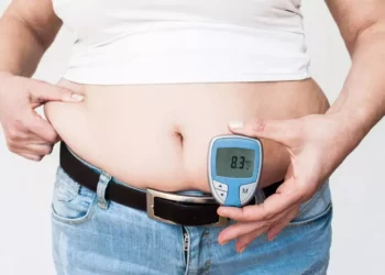 Diabetes tipo 2 eleva 50 % riesgo de esquizofrenia de inicio tardío