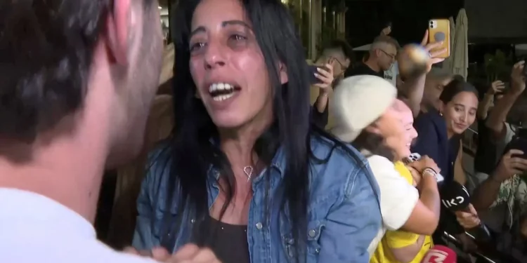 Israelíes reaccionan al anuncio de Trump sobre liberación de rehenes