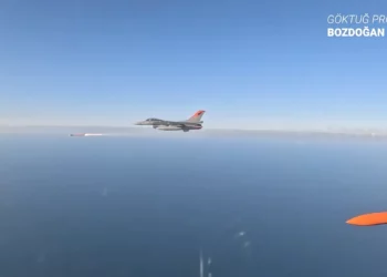 Turquía prueba el lanzamiento de misiles aire-aire Gokdogan y Bozdogan