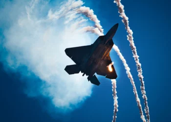 Detalles poco conocidos del F-22 Raptor que lo hacen invencible