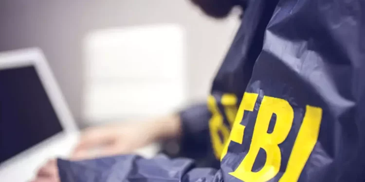 FBI desbarata plan contra sinagogas en Alabama y detiene sospechoso