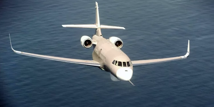 Francia amplía su flota de patrullas marítimas con nuevos aviones Falcon 2000 LXS Albatros