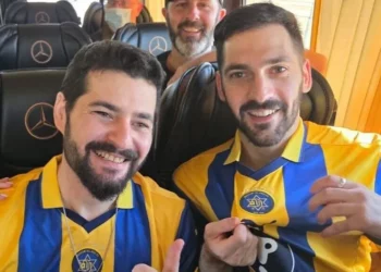 Los equipos israelíes dan la bienvenida a sus aficionados tras su cautiverio en Gaza