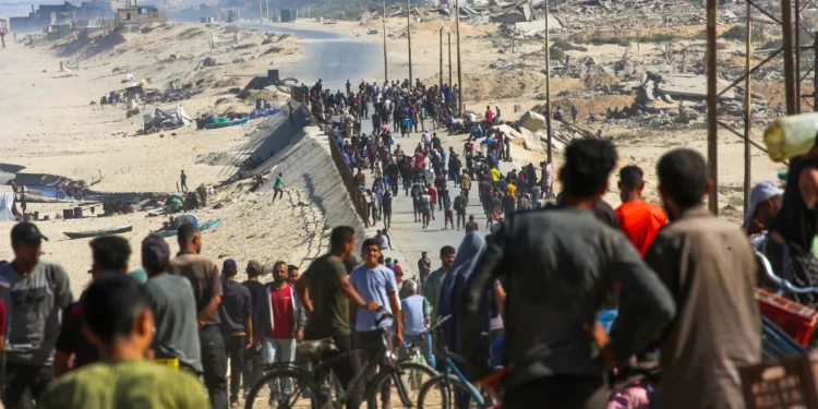 FDI: los habitantes de Gaza pueden regresar al norte por rutas aprobadas