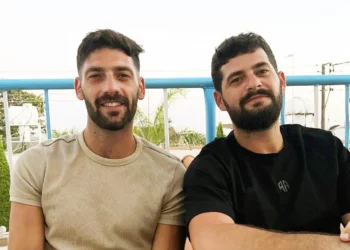 “No hay felicidad como esta”, dice la tía de los gemelos rehenes