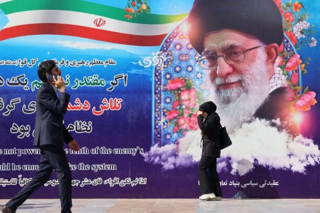 Omán insta a Estados Unidos e Irán a volver a las conversaciones nucleares