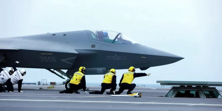 El despliegue del J-35 de China es un mensaje para la Marina de EE. UU.