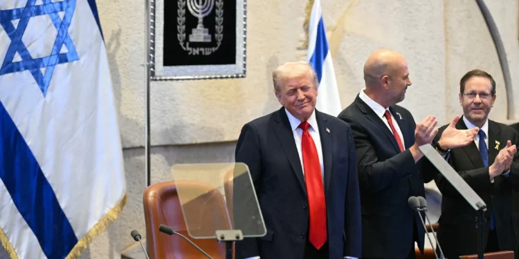 La Knesset elogia a Trump con una ovación de 2,5 minutos