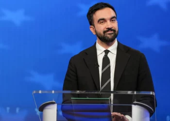 Mamdani acusa a Israel de genocidio tres veces en debate por alcaldía de Nueva York