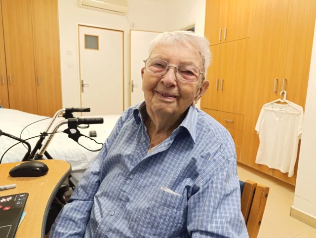 El último superviviente del levantamiento del gueto de Varsovia muere a los 99 años