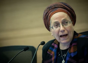 Ministra Orit Strock advierte a TRump que no acepte una “falsa paz”