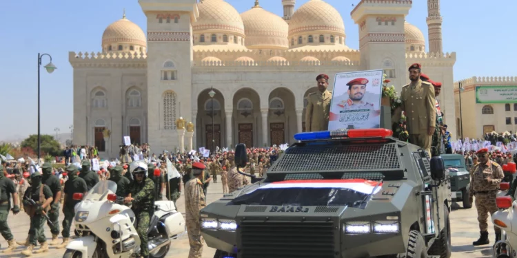 12 empleados de la ONU salieron de Yemen tras ser detenidos por los hutíes.