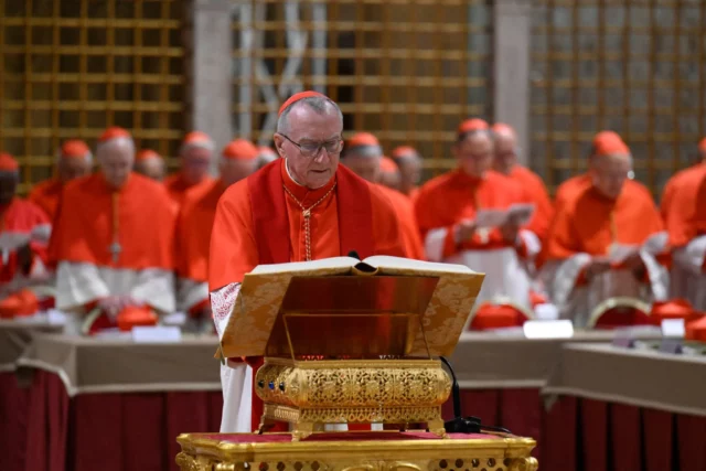 El principal cardenal del Vaticano dice que Israel está llevando a cabo una “masacre” en Gaza