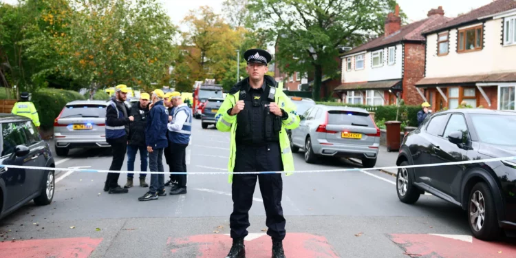 Starmer: Responde al ataque a la sinagoga de Manchester en Yom Kippur