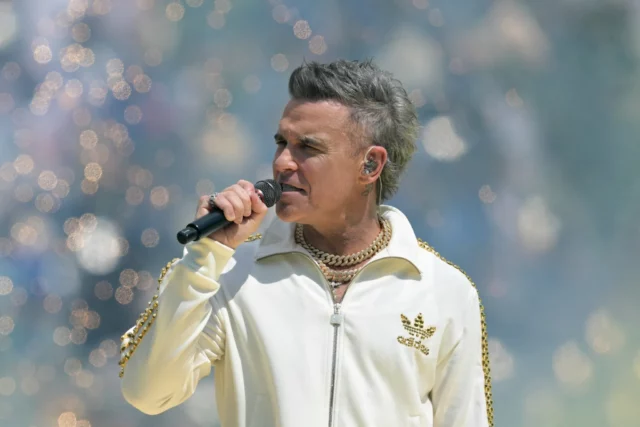 Turquía prohíbe a Robbie Williams por su actuación en Israel