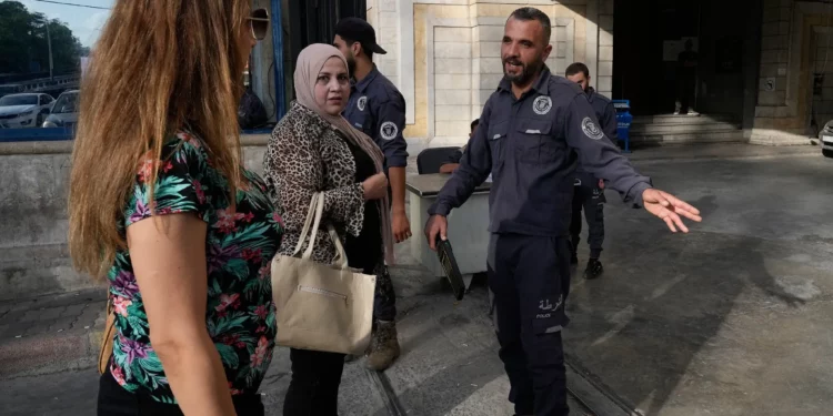 Siria celebra elecciones parlamentarias limitadas: prueba de fuego para los derechos de minorías