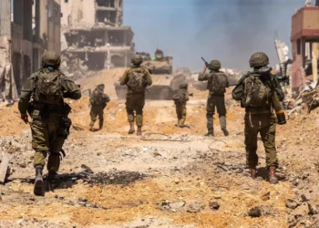 Un tanque de las FDI operando en Gaza en una foto sin fecha publicada el 24 de octubre de 2025. (Fuerzas de Defensa de Israel)