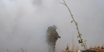 Un tanque de las FDI operando en Gaza en una foto sin fecha publicada el 24 de octubre de 2025. (Fuerzas de Defensa de Israel)